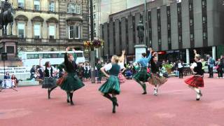 Scottish folk dance Strathspey amp Tulloch [upl. by Verena]