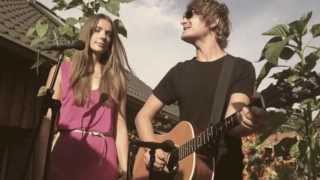 Madsen feat Lisa Who  So cool bist du nicht  unplugged im Garten [upl. by Charis785]