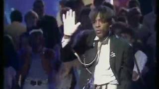 Shalamar  A night to remember  Live  TOTP 1982 [upl. by Ludba562]