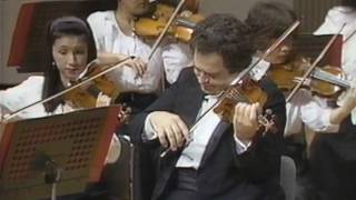 Bruch Violin Concerto 1 mvt2  Itzhak Perlman [upl. by Nylirac]