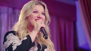 Kelly Clarkson Performs First Dance at Wedding [upl. by Llirrem795]