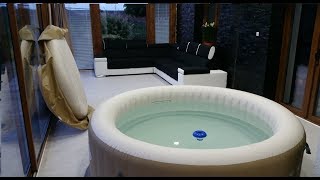 Bestway LayZSpa Palm Springs Inflatable Hot Tub How to setup and ReviewVírivka Bestway [upl. by Phip44]