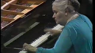 VIDEO  Tatiana Nikolayeva plays Mozart Piano Concerto n22 K482  Excerpt [upl. by Arratoon]