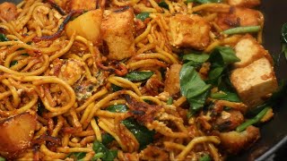 Mee Goreng Mamak Very simple recipe  Malaysian Stir Fried Noodles [upl. by Sontag]