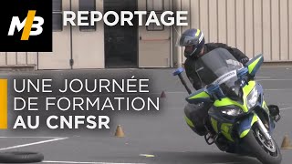 Une journée de formation au pilotage moto avec les Gendarmes au CNFSR  Reportage [upl. by Lawtun]