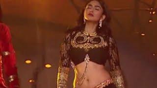 Mrinal Thakur  Super Hot  Dance Performance [upl. by Ecile]