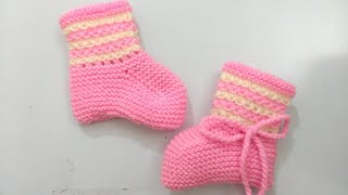 Very Easy Knitting Baby Booties  Shocks  Shoes [upl. by Hallam567]