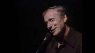 Yves Montand  La bicyclette live Montand International [upl. by Matta644]