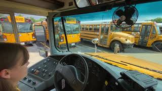 School Bus Differences International BlueBird and Thomas school bus differences [upl. by Dallon126]