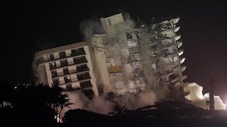 Así ha sido la demolición controlada del edificio de MiamiDade [upl. by Nosneb]