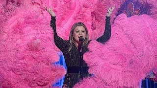 Kelly Clarkson  Billboard Music Awards Opening Medley Performance [upl. by Nosnarb]