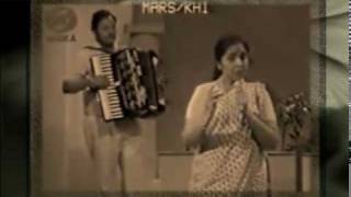 KABHI KAHA NA KISI SE  ASHA BHOSLE LIVE GHAZAL [upl. by Hali200]