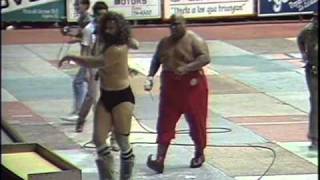 WWC Bruiser Brody vs Abdullah The Butcher [upl. by Anneuq167]