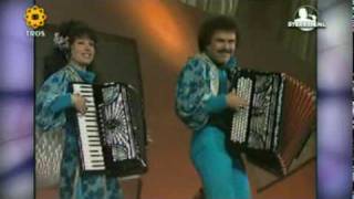 De Kermisklanten  Crazy Accordeon [upl. by Litnahs]