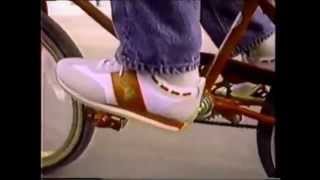 ET Shoes From Buster Brown Commercial 80s [upl. by Einohtna459]