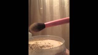 How to use Airspun loose face powder [upl. by Namyl597]