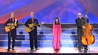 The Seekers  I Am Australian Live 2000  HQ Audio [upl. by Alleynad]