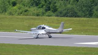 Cirrus SR22 takeoff 4K Video [upl. by Ateuqram975]