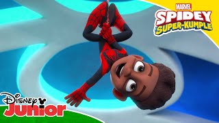 Dwóch SpiderManów  Spidey i superkumple  Disney Junior Polska [upl. by Adao]