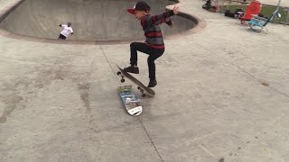 TEACHING AN 8 YEAR OLD HOW TO OLLIE [upl. by Gerta]