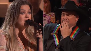 Kelly Clarksons Emotional Performance Of Garth Brooks The Dance [upl. by Audrye948]