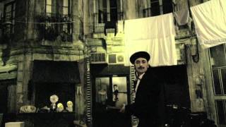 Tonino Carotone  Un Ragazzo Di Strada Official Music Video [upl. by Ahseinad]