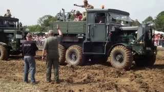 Three Scammell Explorers almost fail to tow a tank [upl. by Guthry]