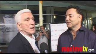 Leslie Nielsen RIP  Interview at STAN HELSING Premiere [upl. by Aileno]