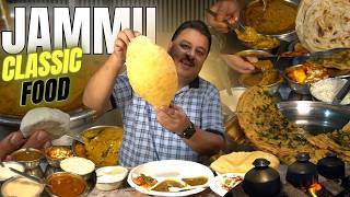 MustTry VEG Street Food in Jammu Kaladi Kulcha Puri Chole Dosa amp More [upl. by Aicetel]