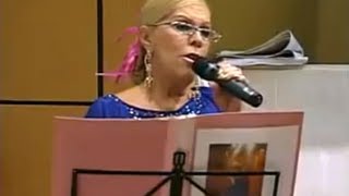 Vanusa Choca o Brasil Cantando o Hino Nacional [upl. by Dnalsor]