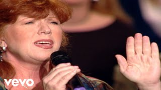 Bill amp Gloria Gaither  My Mothers Faith Live ft Cynthia Clawson [upl. by Rolyks]