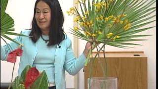 Ikebana Japanese Floral Arrangement [upl. by Ssitruc]