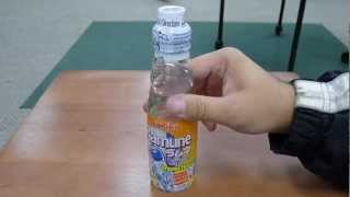 HOW TO Open a bottle of Ramune [upl. by Corbett]